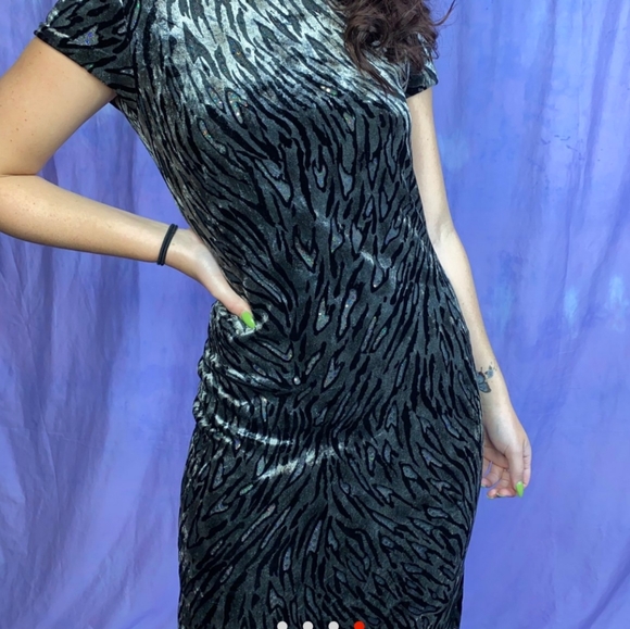 Grey leopard dress - Picture 4 of 4